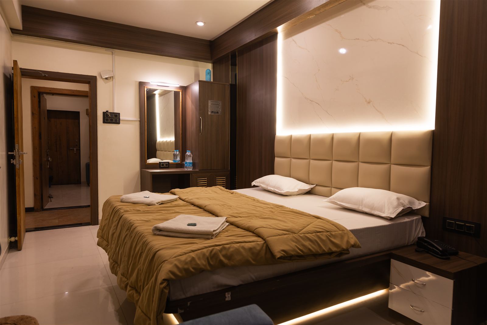 Premium room dressing area